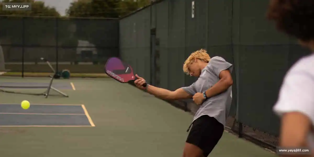 DB电竞官网——用热爱点燃赛场，让拼搏成就梦想！🏀